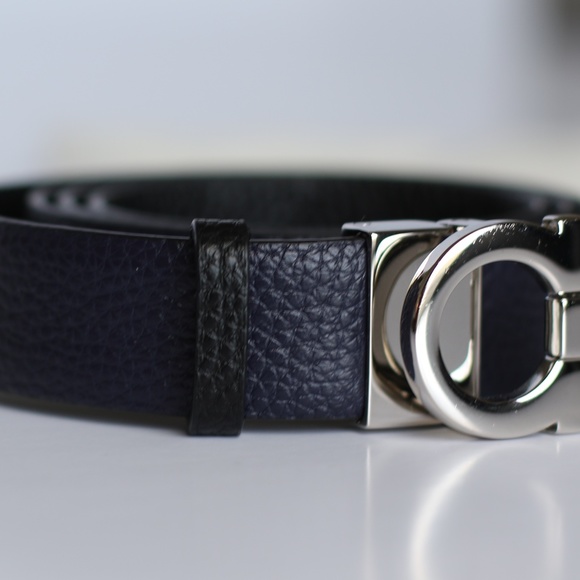 Salvatore Ferragamo Reversible and adjustable Gancini belt - Picture 12 of 16